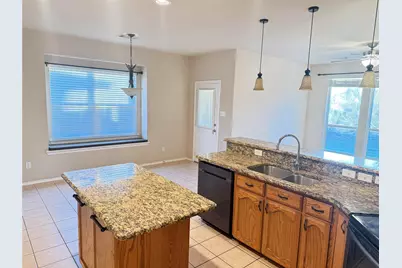 10605 Foothill Drive, Fort Worth, TX 76131 - Photo 5