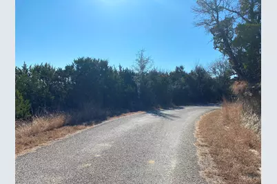 2881 Pathfinder Court, Granbury, TX 76048 - Photo 13