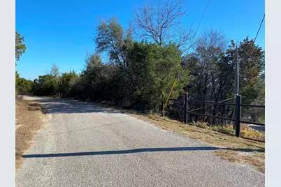 2881 Pathfinder Court, Granbury, TX 76048 - Photo 17