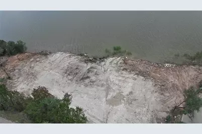 2881 Pathfinder Court, Granbury, TX 76048 - Photo 3