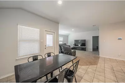 508 W Bronze Circle, Springtown, TX 76082 - Photo 9