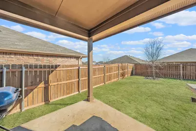 508 W Bronze Circle, Springtown, TX 76082 - Photo 33
