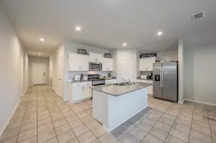 508 W Bronze Circle, Springtown, TX 76082 - Photo 7