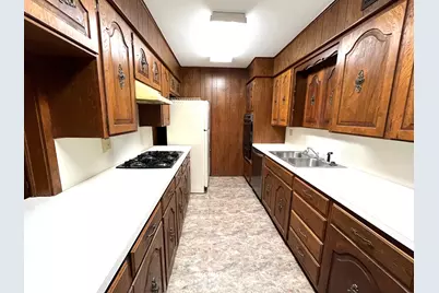 1202 W Munson Street, Denison, TX 75020 - Photo 5