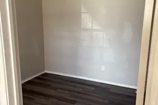 1733 Crest Grove Dr, Arlington, TX 76012 - Photo 7