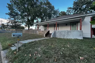 201 S Post Oak St, Winnsboro, TX 75494 - Photo 1