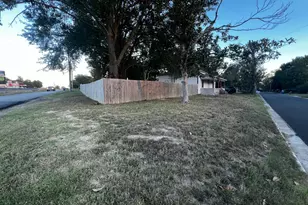 201 S Post Oak St, Winnsboro, TX 75494 - Photo 3