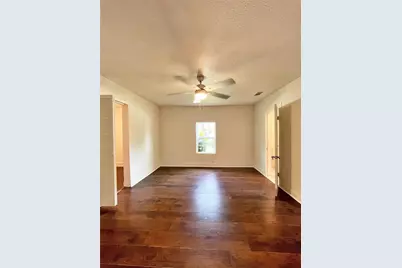 601 Blevins Street, Fort Worth, TX 76111 - Photo 9