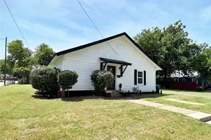 601 Blevins St, Fort Worth, TX 76111 - Photo 3