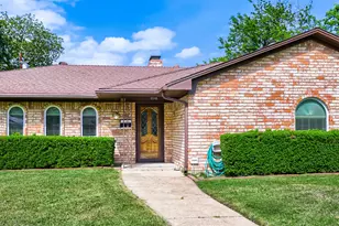 6946 Hunnicut Pl, Dallas, TX 75227 - Photo 3