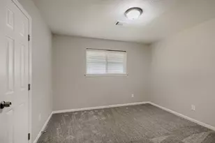 6946 Hunnicut Pl, Dallas, TX 75227 - Photo 25