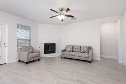 3205 Platinum Road, Aubrey, TX 76227 - Photo 9