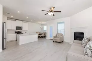 3205 Platinum Rd, Aubrey, TX 76227 - Photo 7