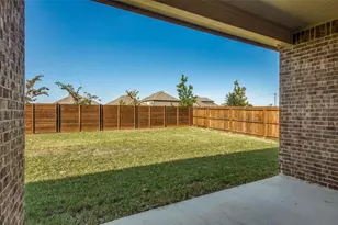 3205 Platinum Rd, Aubrey, TX 76227 - Photo 23