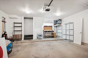 2201 Wolf St, Dallas, TX 75201 - Photo 15