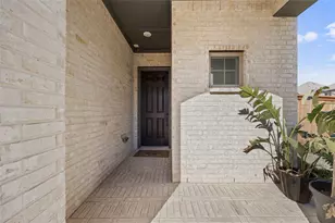 700 Red Frk Dr, Lewisville, TX 75056 - Photo 5