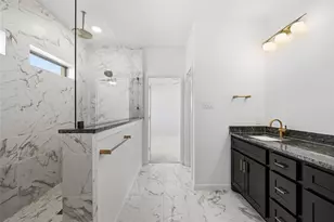 700 Red Frk Dr, Lewisville, TX 75056 - Photo 29