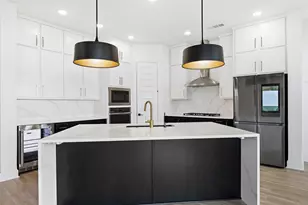 700 Red Frk Dr, Lewisville, TX 75056 - Photo 15