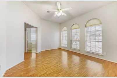 300 Shady Timbers Lane, Murphy, TX 75094 - Photo 5