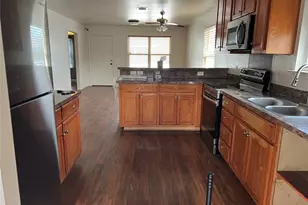 914 Irma St, Fort Worth, TX 76104 - Photo 11