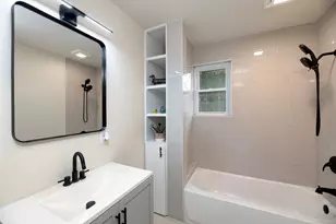 1413 Hill St, Grapevine, TX 76051 - Photo 13