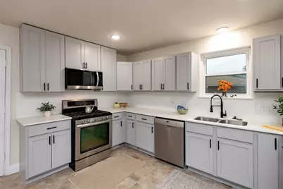 1413 Hill Street, Grapevine, TX 76051 - Photo 5