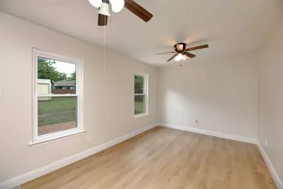 1413 Hill Street, Grapevine, TX 76051 - Photo 13