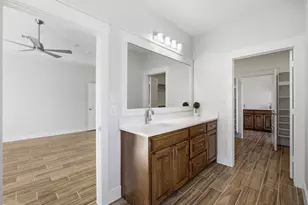 107 W Stagecoach Trl, Weatherford, TX 76085 - Photo 13