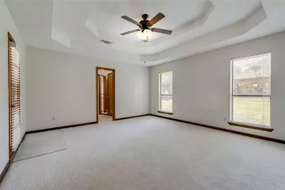 510 Dunn Court, Grapevine, TX 76051 - Photo 11