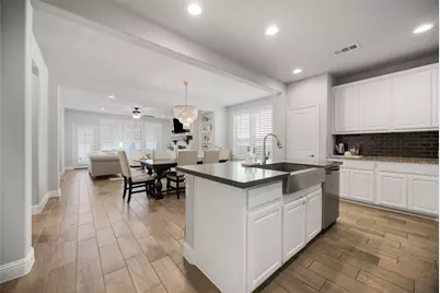712 Llano Falls Drive, McKinney, TX 75071 - Photo 11