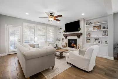 712 Llano Falls Drive, McKinney, TX 75071 - Photo 15