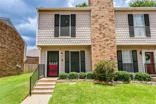 17 Abbey Rd, Euless, TX 76039 - Photo 9