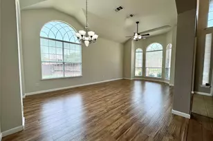 9301 Regal Oaks Dr, McKinney, TX 75072 - Photo 3