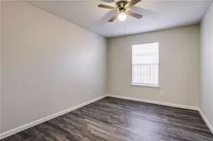 14816 S Spring Ridge Cir, Balch Springs, TX 75180 - Photo 9