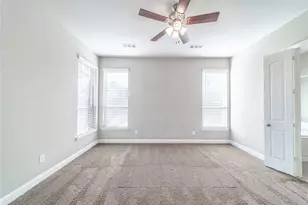 7905 Lewisville Ln, McKinney, TX 75071 - Photo 23