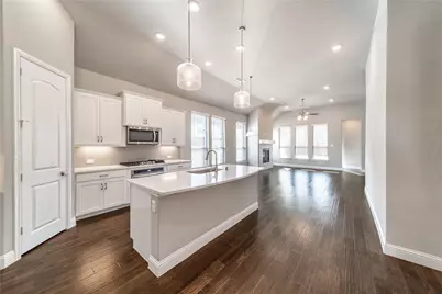 7905 Lewisville Lane, McKinney, TX 75071 - Photo 9