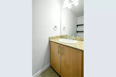 1001 Belleview Street #801, Dallas, TX 75215 - Photo 19