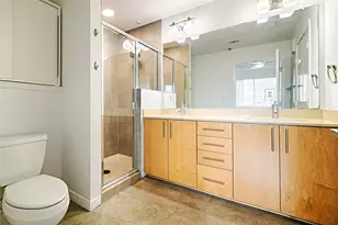 1001 Belleview St, Dallas, TX 75215 - Photo 17