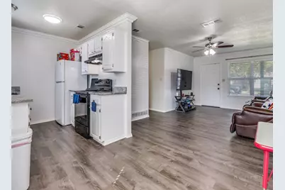 210 Myrtle Avenue, Waxahachie, TX 75165 - Photo 17