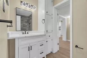 1612 Tyler Ave, Euless, TX 76040 - Photo 17