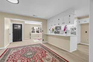 1612 Tyler Ave, Euless, TX 76040 - Photo 9