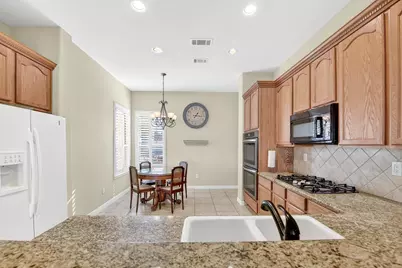 11316 Southerland Drive, Denton, TX 76207 - Photo 11