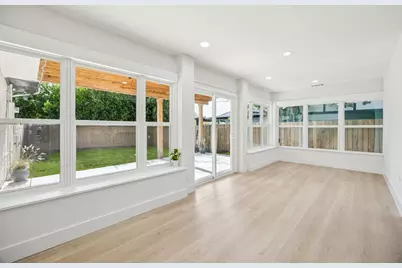 9310 Mill Hollow Drive, Dallas, TX 75243 - Photo 17