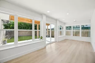 9310 Mill Hollow Dr, Dallas, TX 75243 - Photo 17