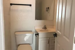 2606 Laurel St, Grand Prairie, TX 75050 - Photo 5