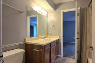 5807 Shadydell Dr, Fort Worth, TX 76135 - Photo 11