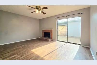 5807 Shadydell Drive, Fort Worth, TX 76135 - Photo 9