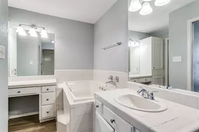 830 Meadowlark Drive, Lewisville, TX 75067 - Photo 17