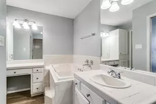 830 Meadowlark Dr, Lewisville, TX 75067 - Photo 17