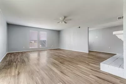 830 Meadowlark Drive, Lewisville, TX 75067 - Photo 9